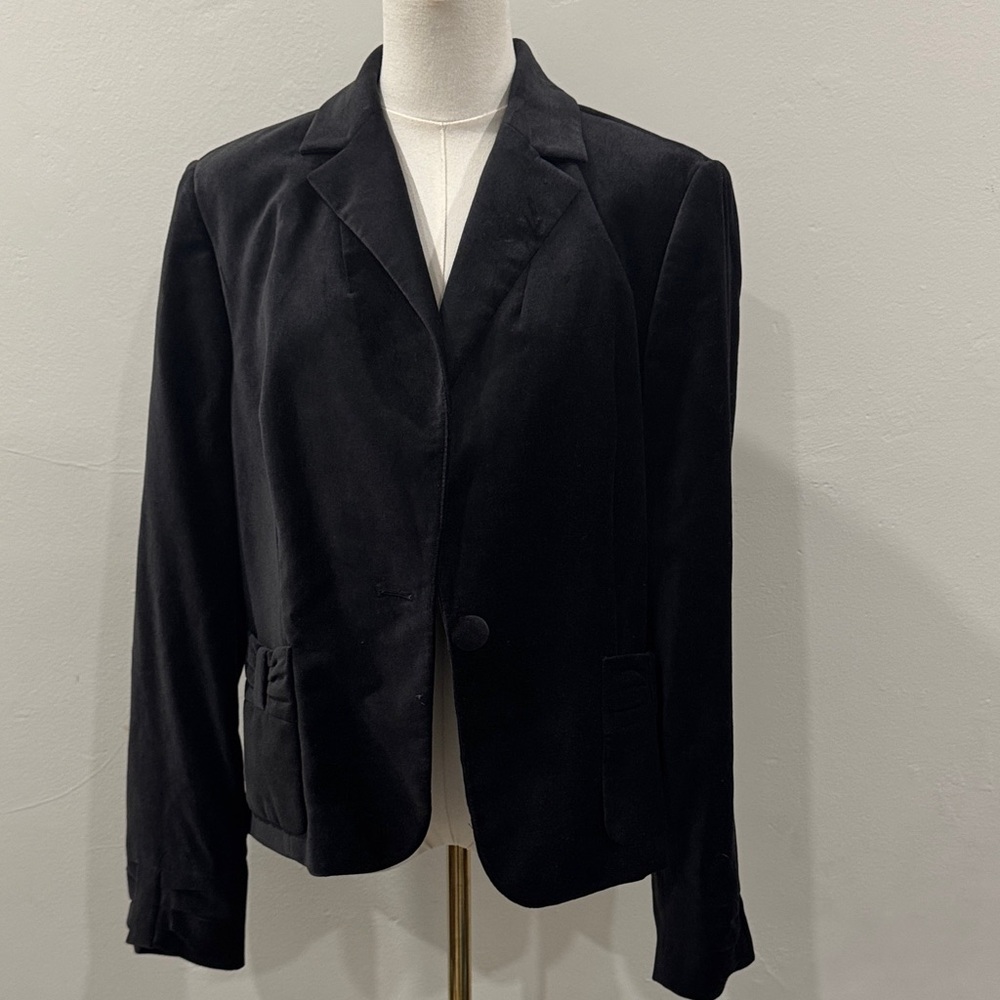 Apostrophe Black Velvet Blazer – Bow Pocket Detail, Satin-Lined, Size 14